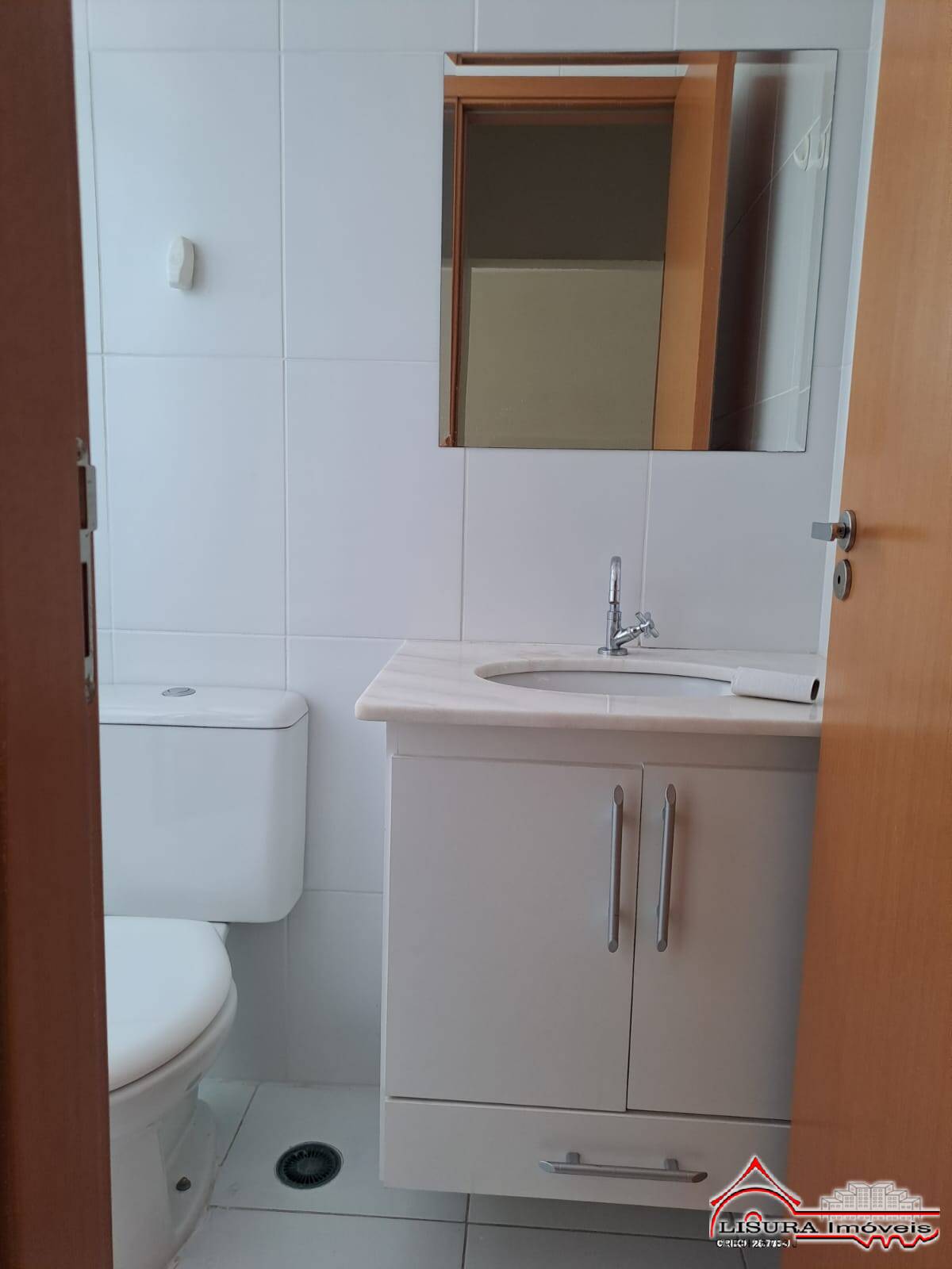 Apartamento para alugar com 2 quartos, 68m² - Foto 12