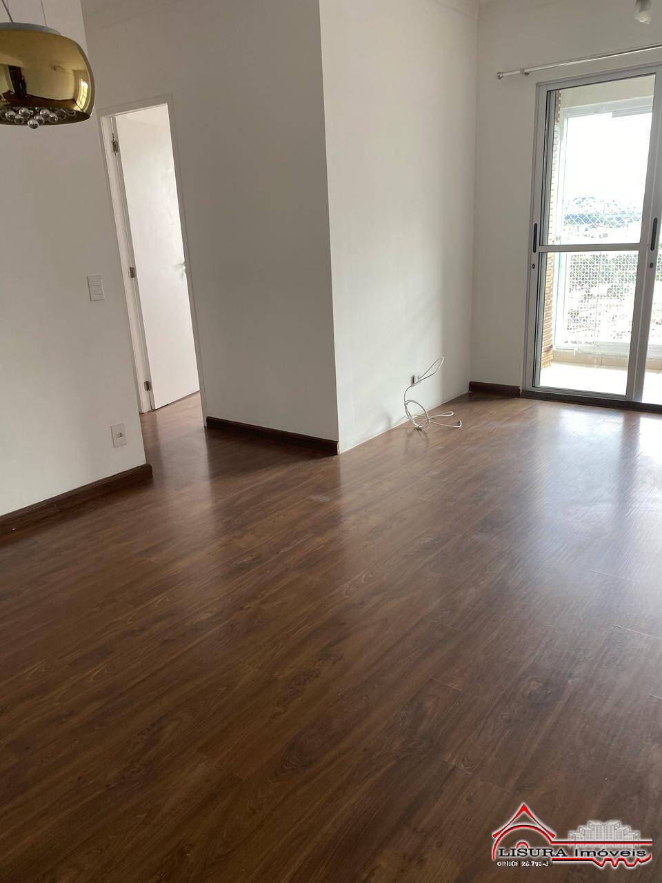 Apartamento à venda com 3 quartos, 74m² - Foto 2