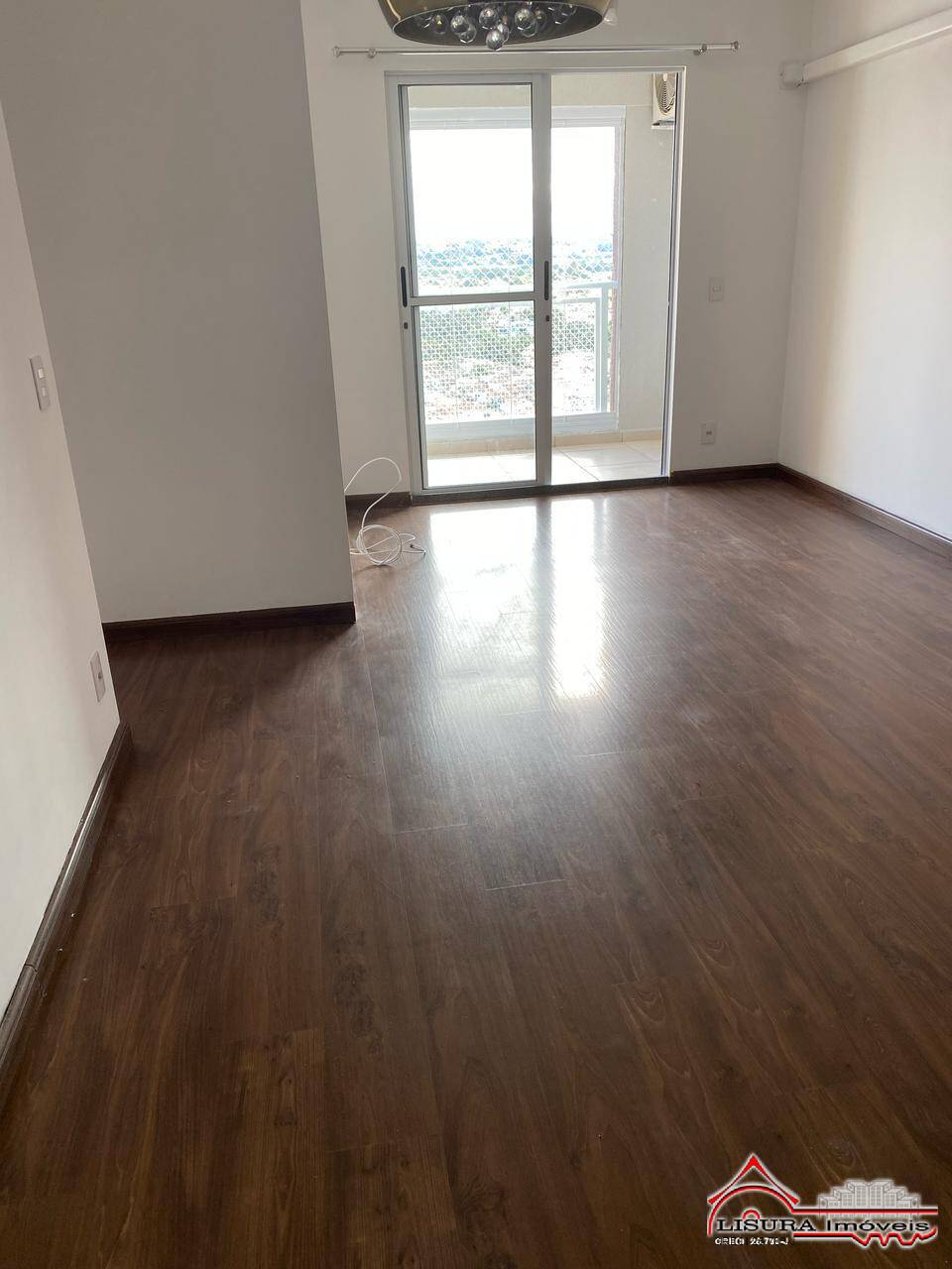 Apartamento à venda com 3 quartos, 74m² - Foto 1