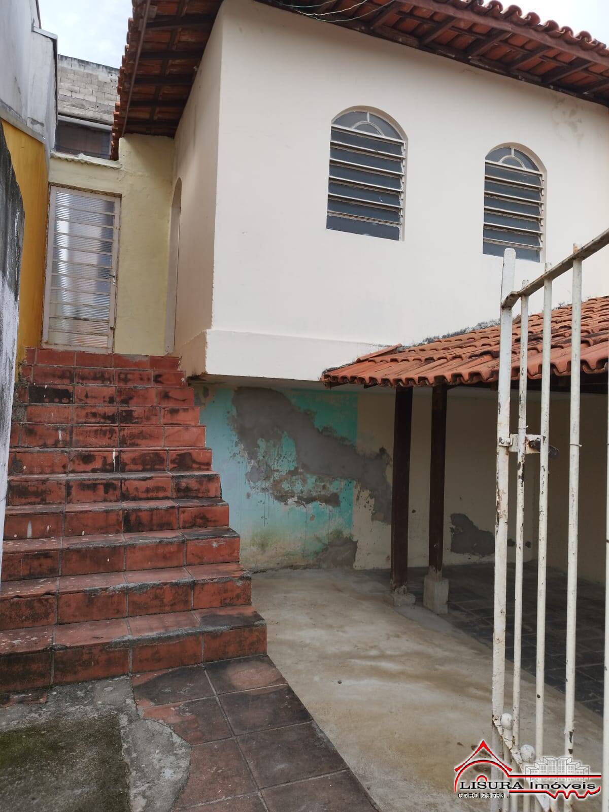 (I) CASA PARA VENDA NO PQ SANTO ANTONIO JACAREÍ SP