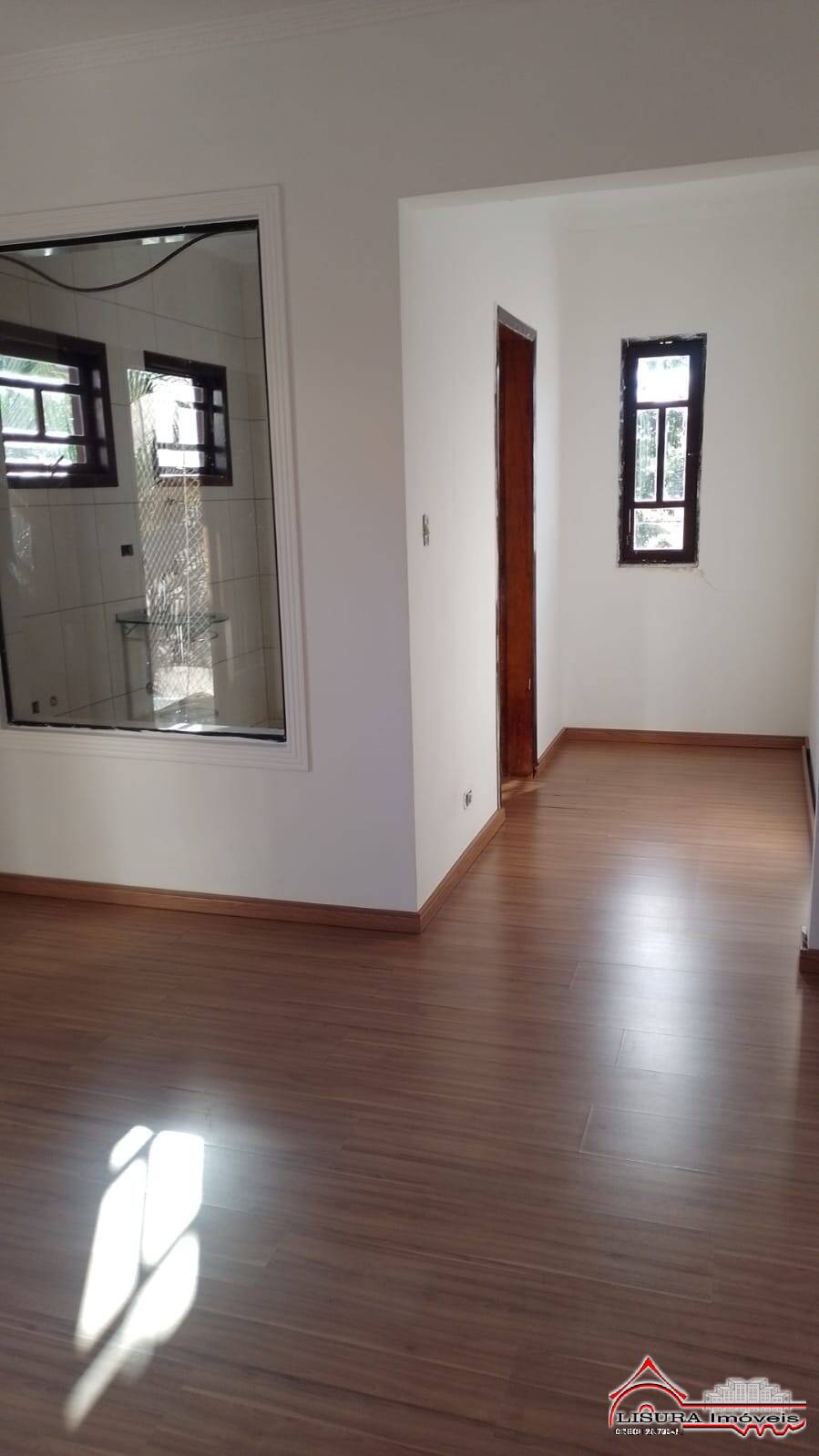 Casa para alugar com 3 quartos, 100m² - Foto 6
