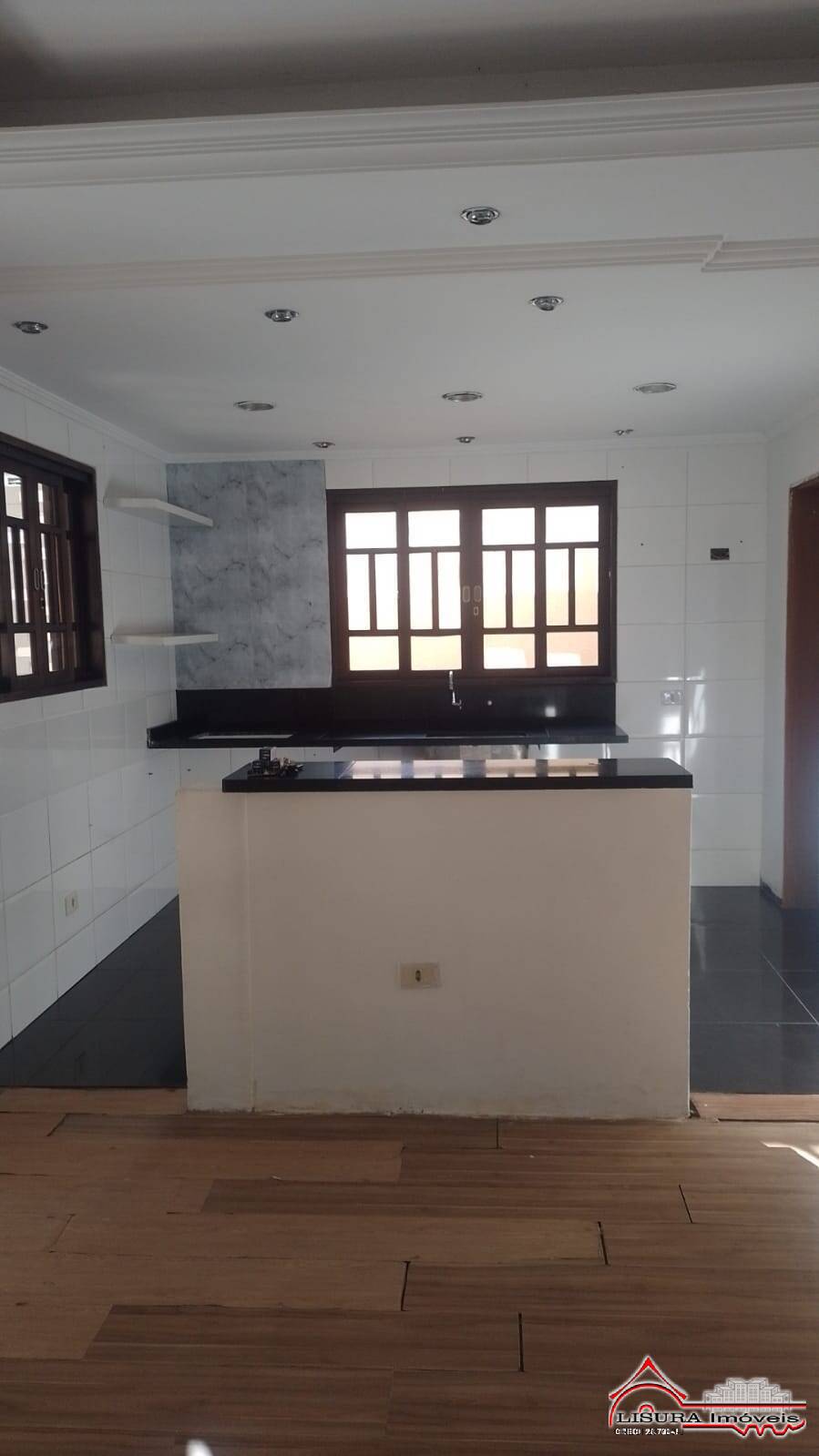 Casa para alugar com 3 quartos, 100m² - Foto 9