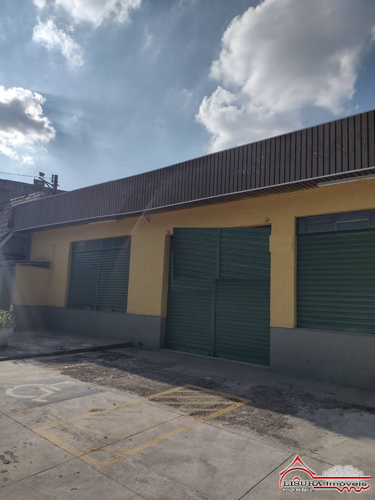 (A,WM) PONTO COMERCIAL PARA LOCAÇÃO JD ESPERANÇA JACAREI SP EM AVENIDA