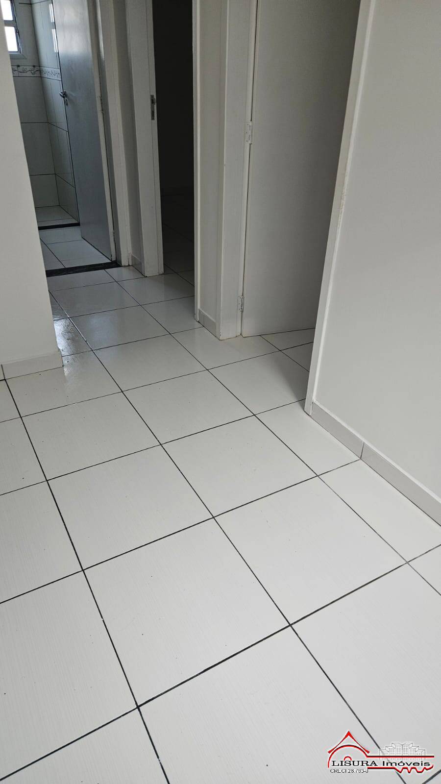 Apartamento à venda com 2 quartos, 45m² - Foto 4