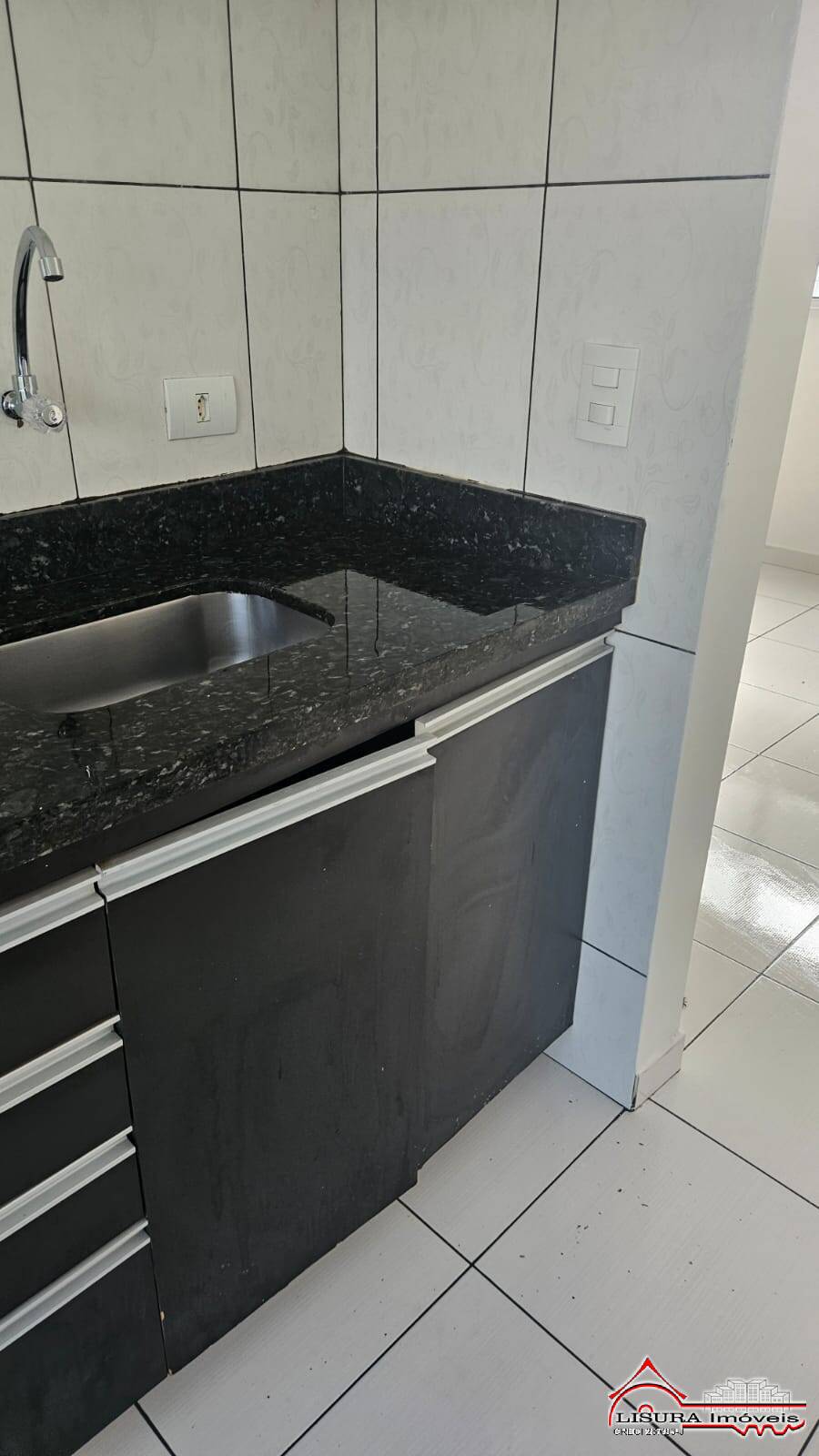 Apartamento à venda com 2 quartos, 45m² - Foto 2