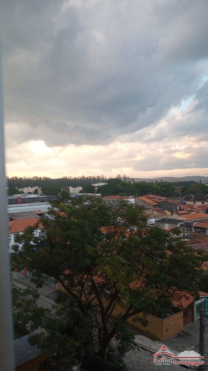 Apartamento à venda com 2 quartos, 55m² - Foto 17