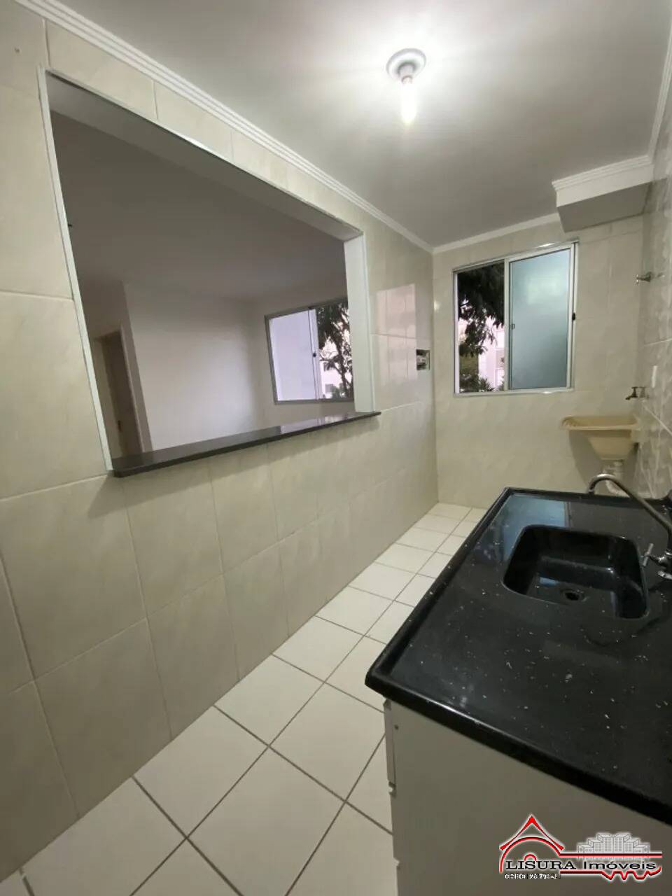 Apartamento à venda com 2 quartos, 47m² - Foto 2