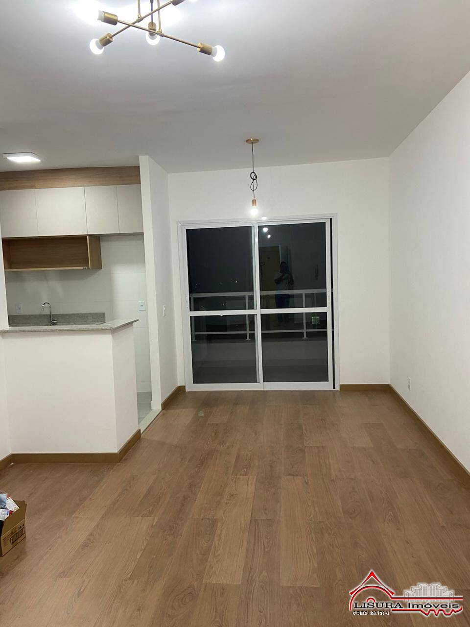 Apartamento para alugar com 3 quartos, 84m² - Foto 2