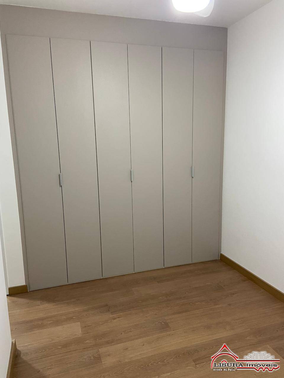 Apartamento para alugar com 3 quartos, 84m² - Foto 13