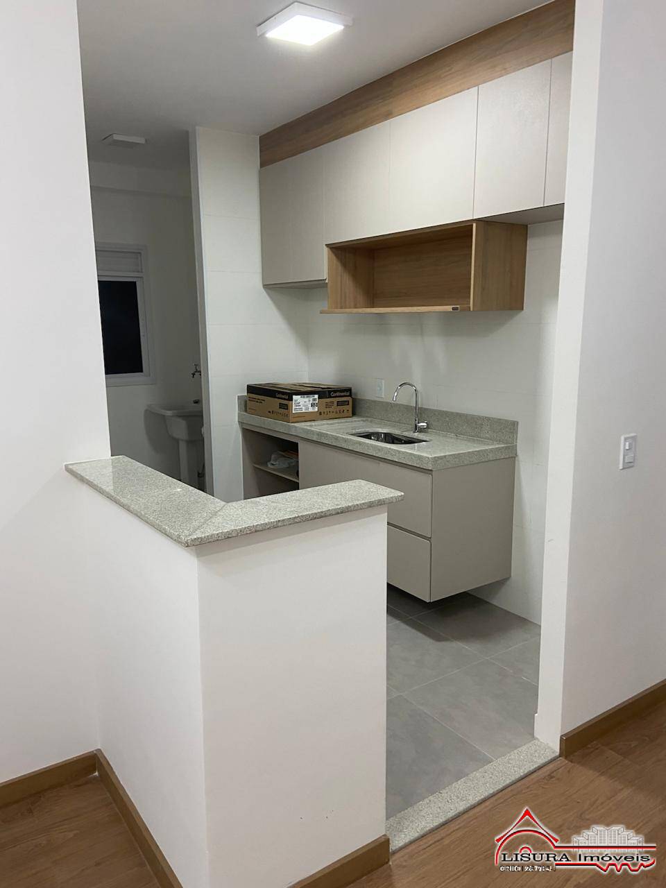 Apartamento para alugar com 3 quartos, 84m² - Foto 9