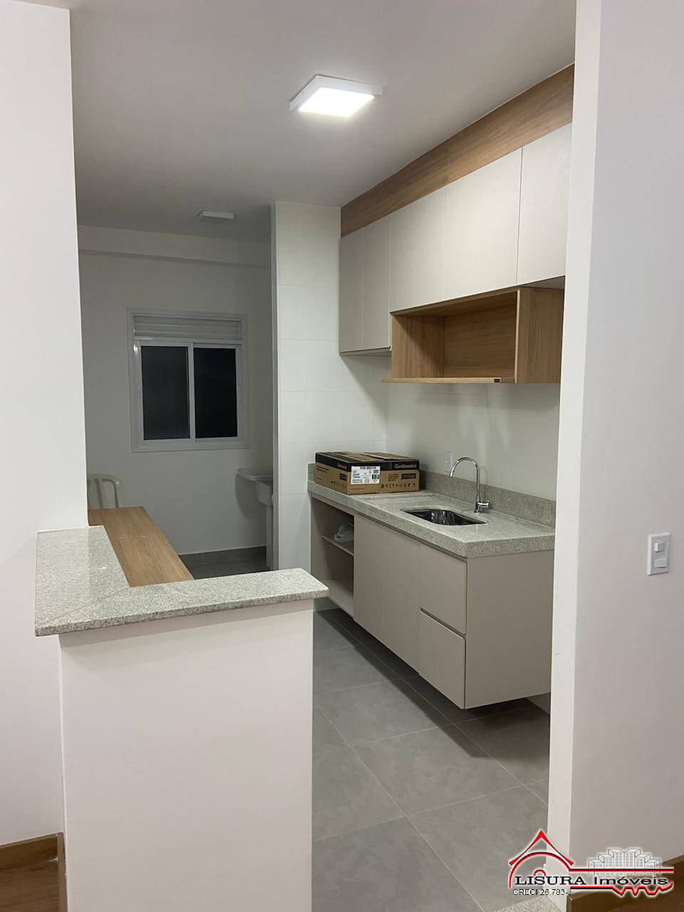 Apartamento para alugar com 3 quartos, 84m² - Foto 4