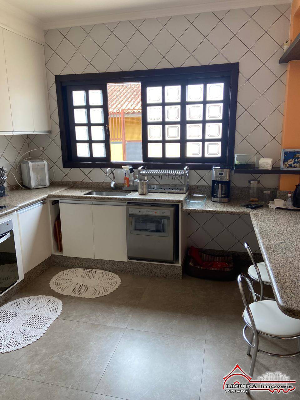 Casa à venda com 3 quartos, 600m² - Foto 11