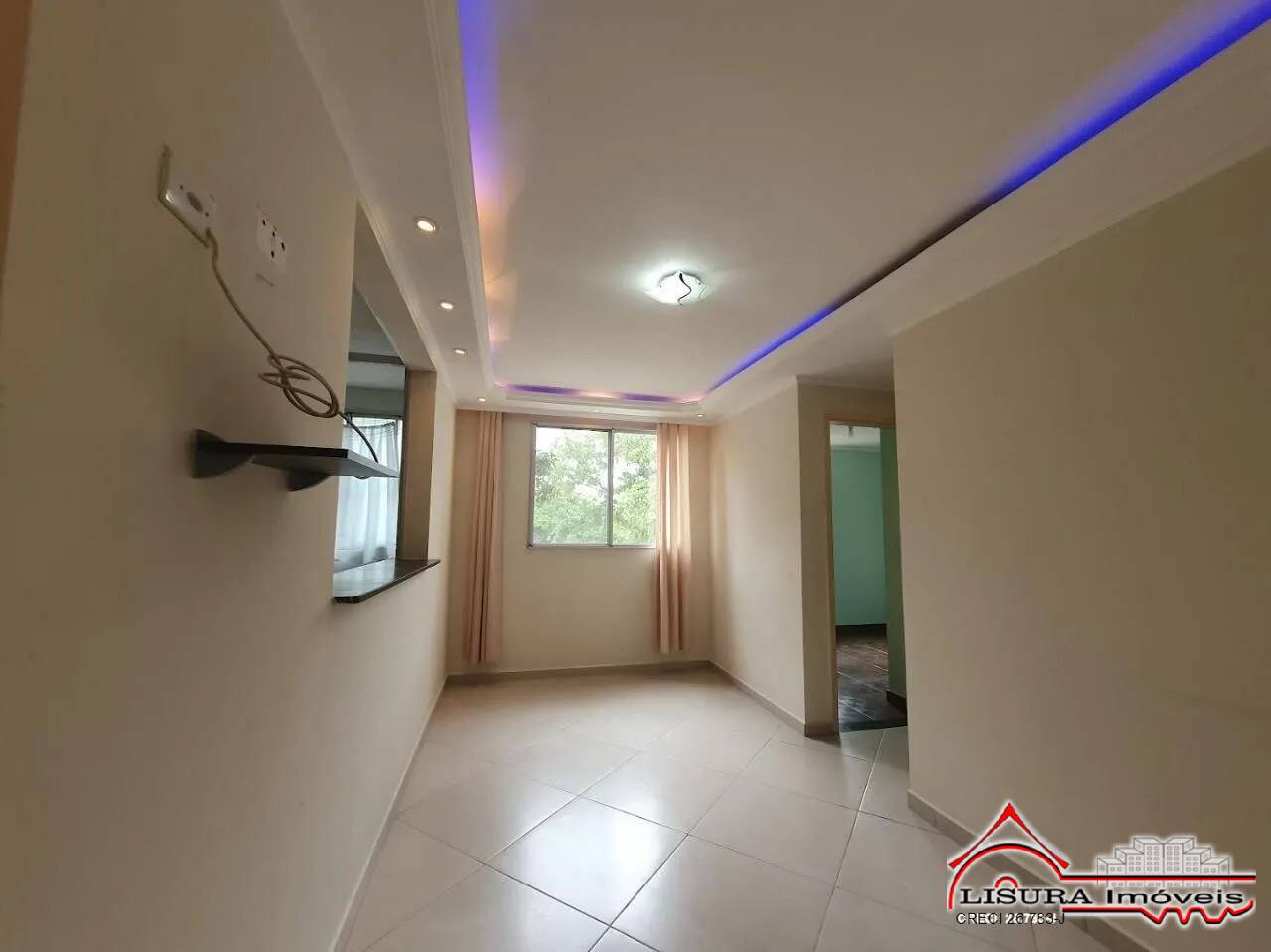 Apartamento à venda com 2 quartos, 47m² - Foto 2