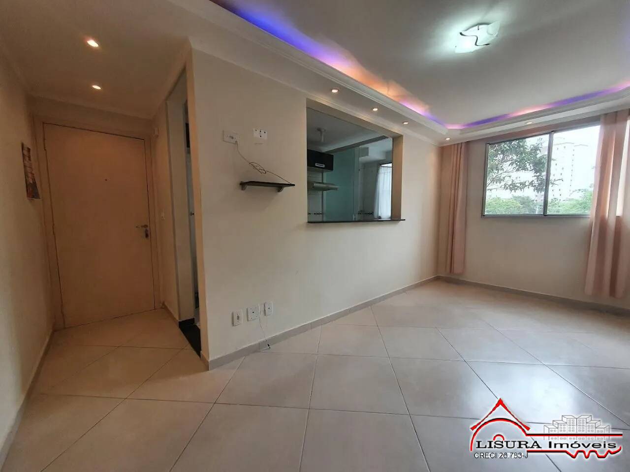 Apartamento à venda com 2 quartos, 47m² - Foto 1