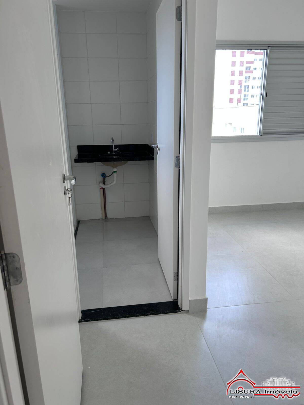 Apartamento à venda com 3 quartos, 69m² - Foto 4
