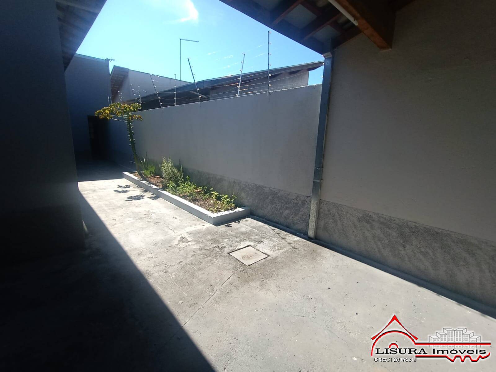 Casa para alugar com 2 quartos, 175m² - Foto 26