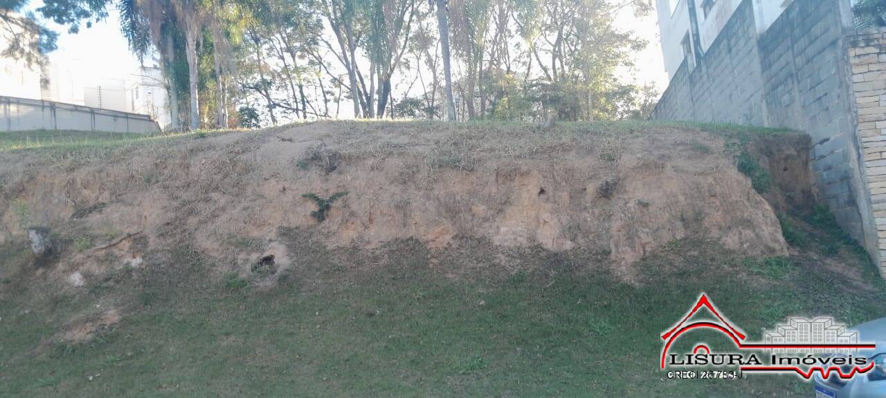 TERRENO CONDOMINIO JD COLEGINHO JACAREÍ SP 438M²