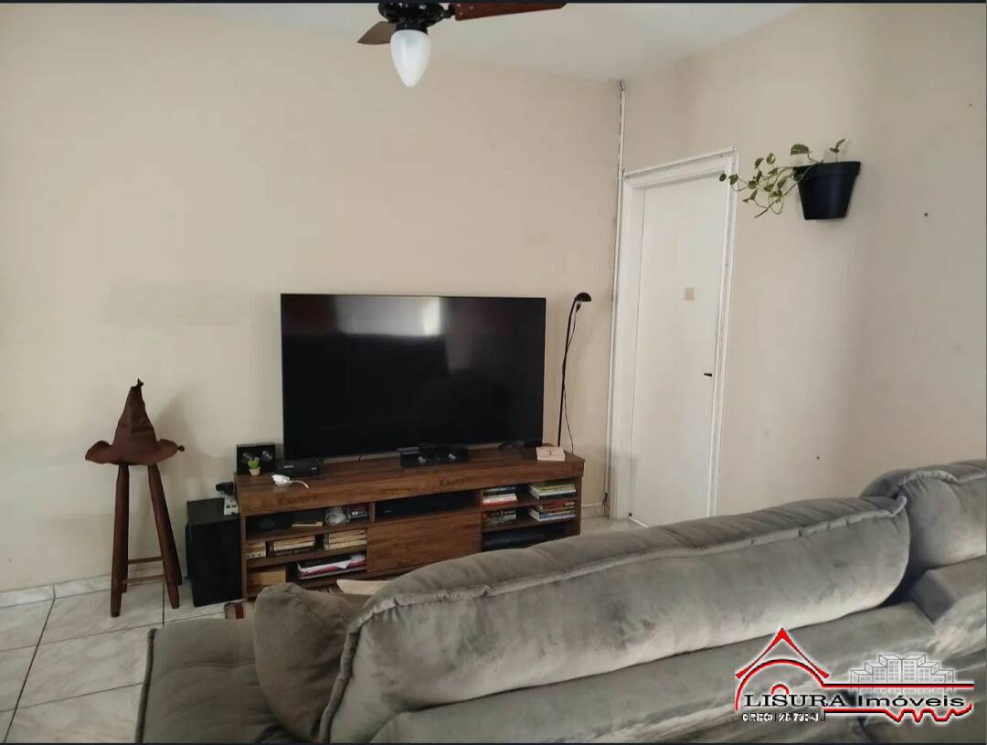Casa para alugar com 2 quartos, 190m² - Foto 9