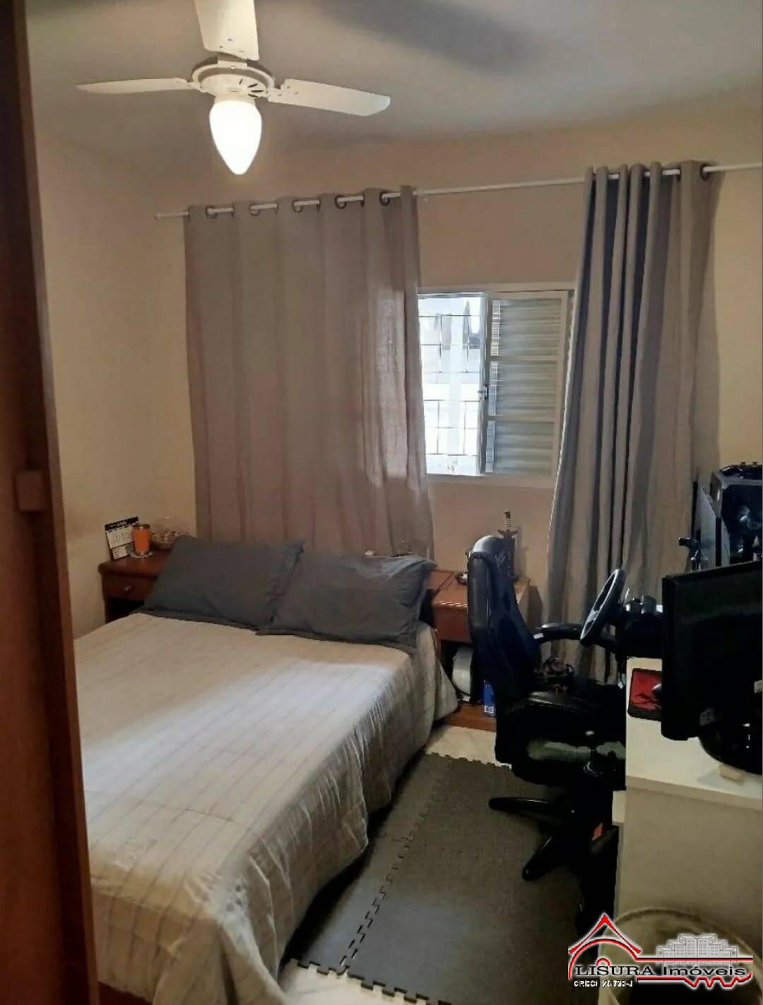 Casa para alugar com 2 quartos, 190m² - Foto 13