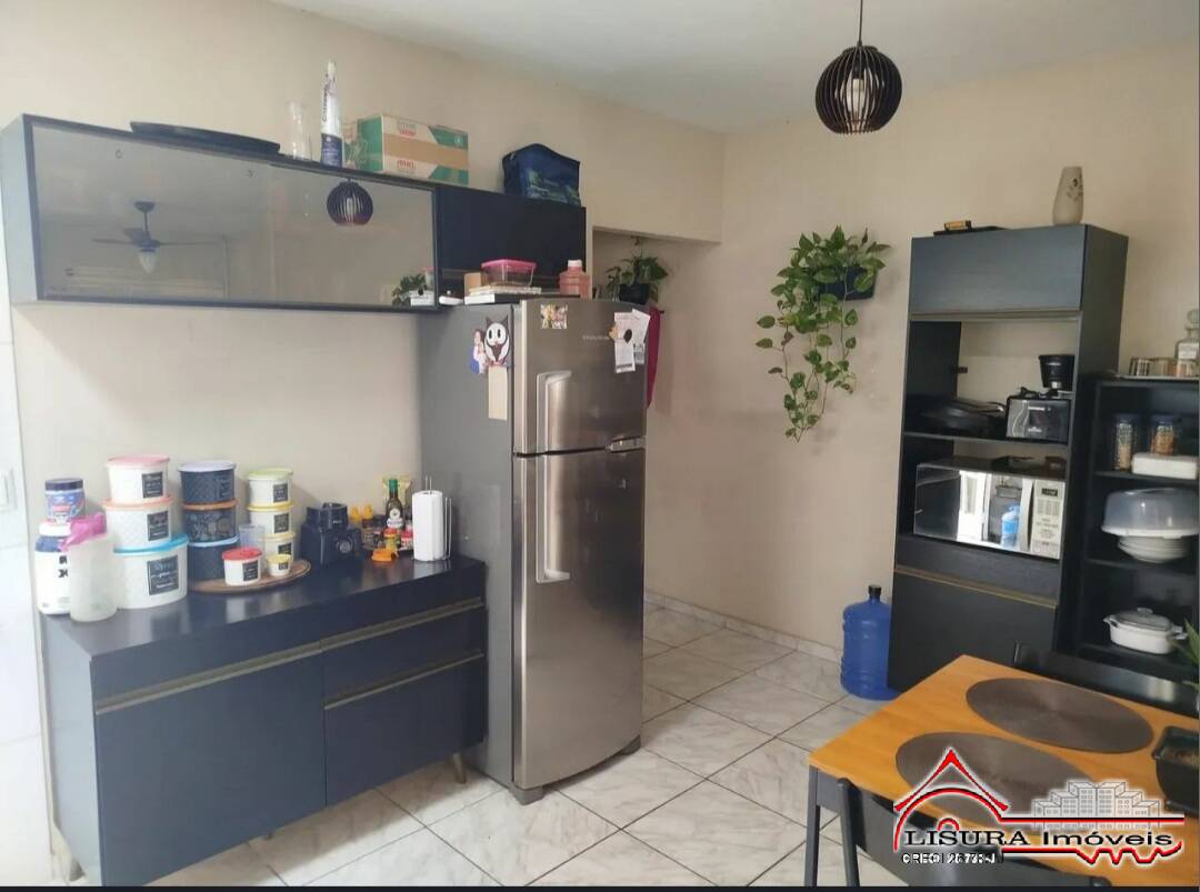 Casa para alugar com 2 quartos, 190m² - Foto 7