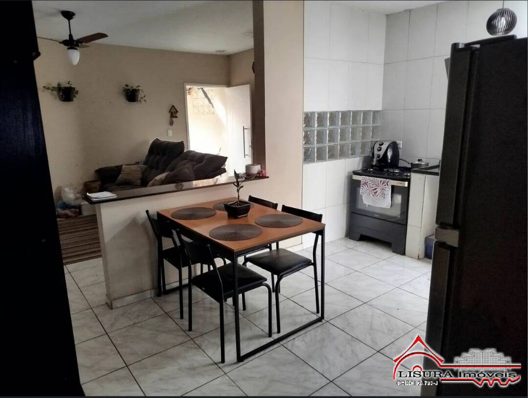 Casa para alugar com 2 quartos, 190m² - Foto 11