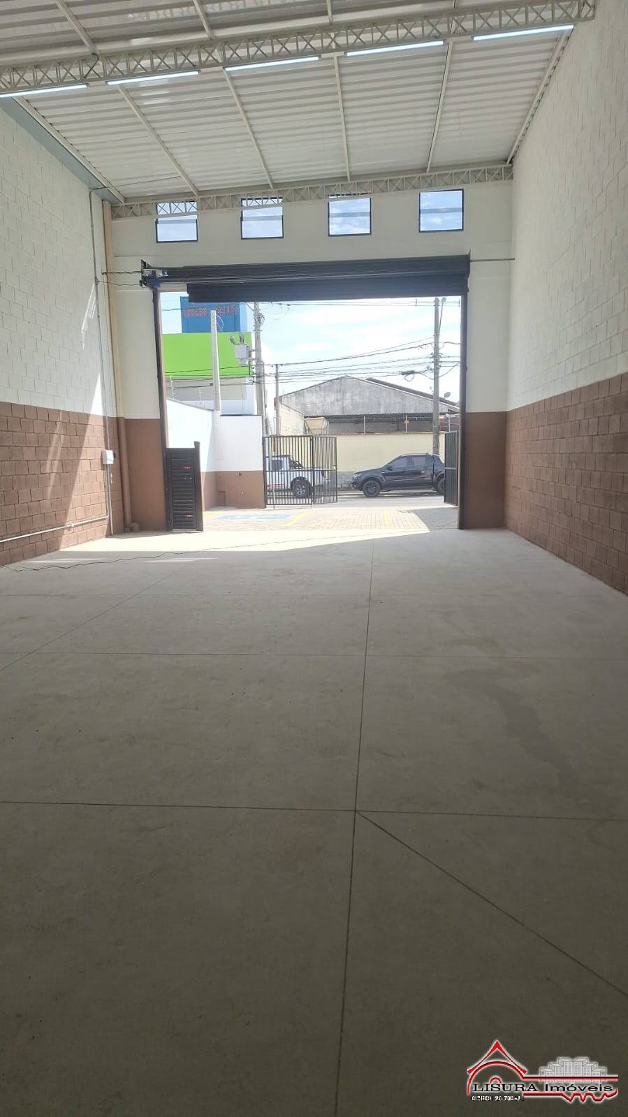 Depósito-Galpão-Armazém para alugar, 190m² - Foto 4
