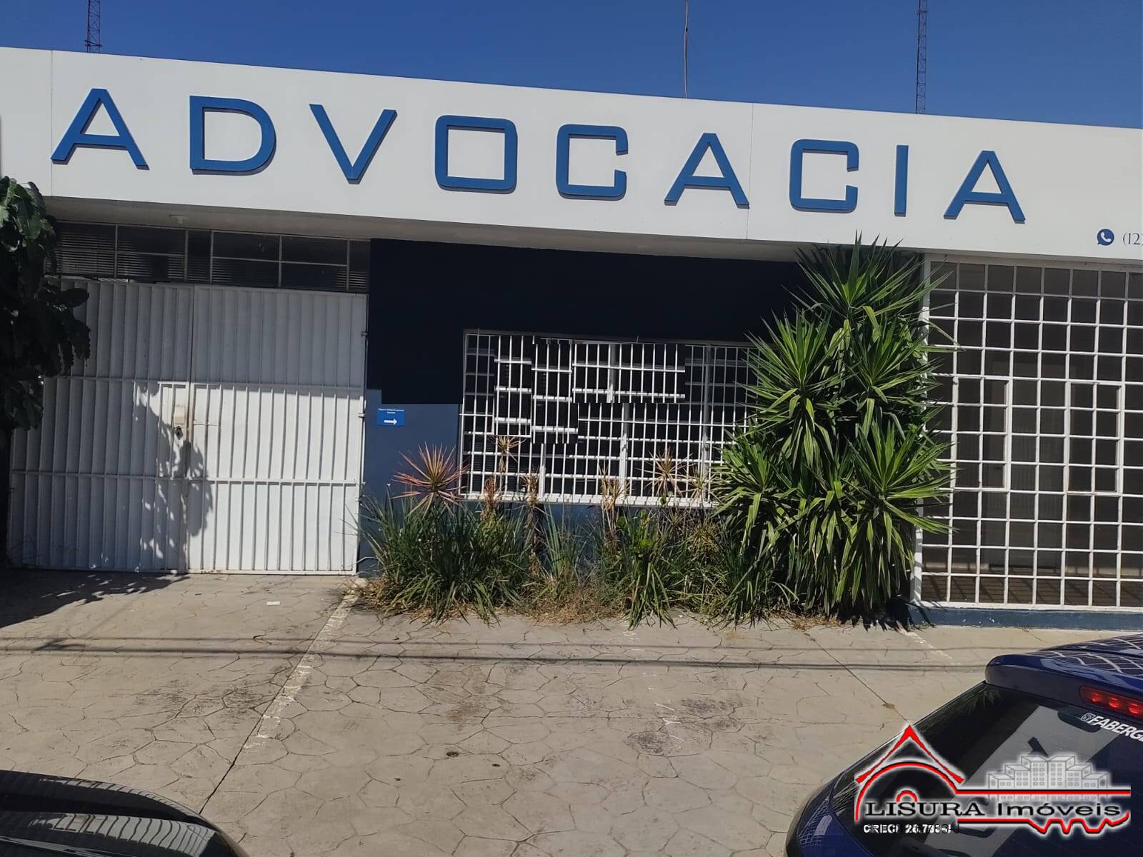 (i) SALAS COMERCIAIS NO CENTRO DE JACAREÍ SP