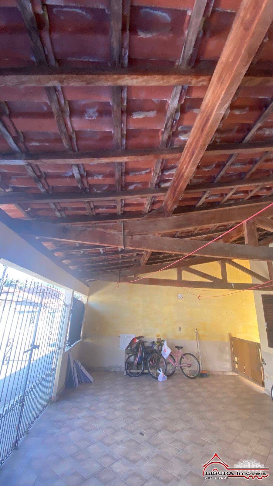 Casa à venda com 3 quartos - Foto 2
