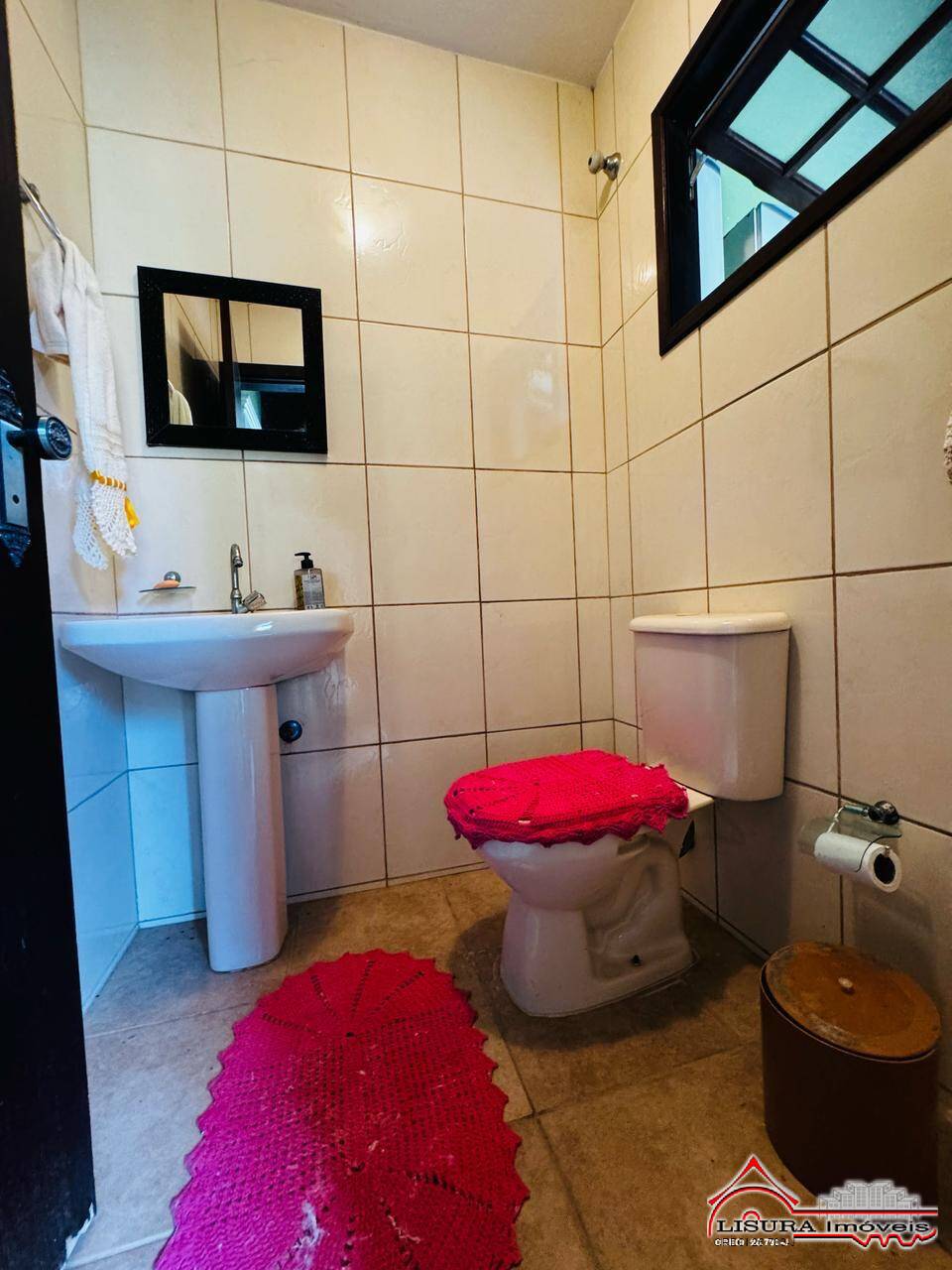 Casa à venda com 4 quartos, 260m² - Foto 32