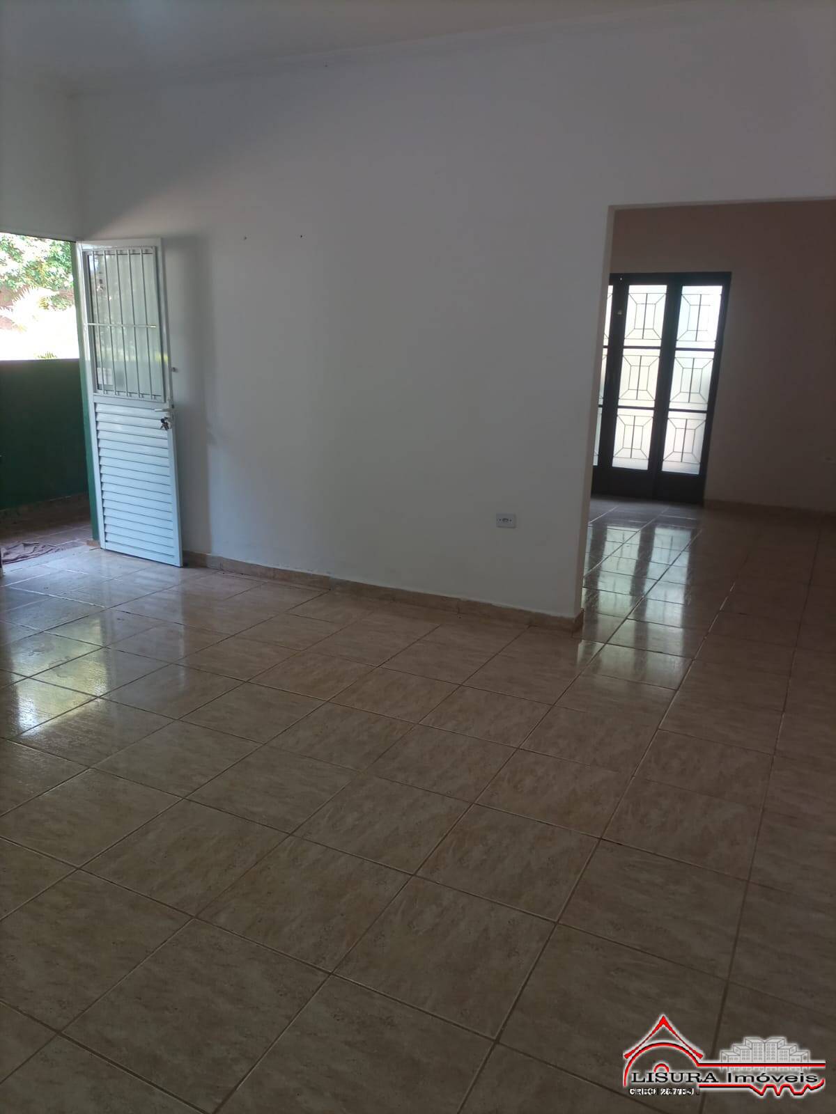 Chácara à venda com 2 quartos, 84m² - Foto 1