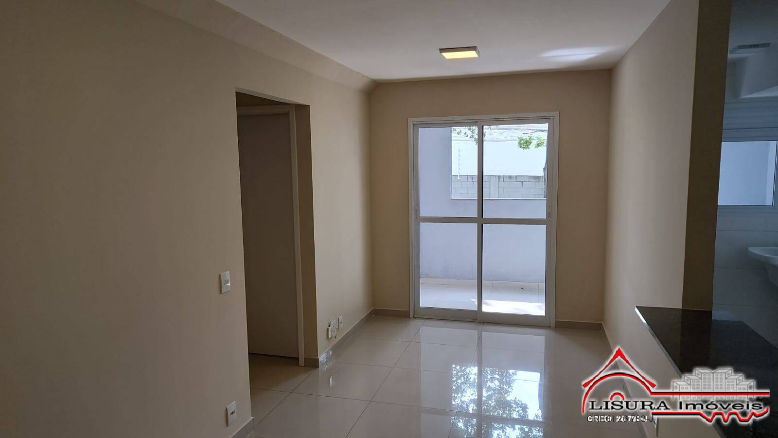 Apartamento à venda com 2 quartos, 53m² - Foto 1