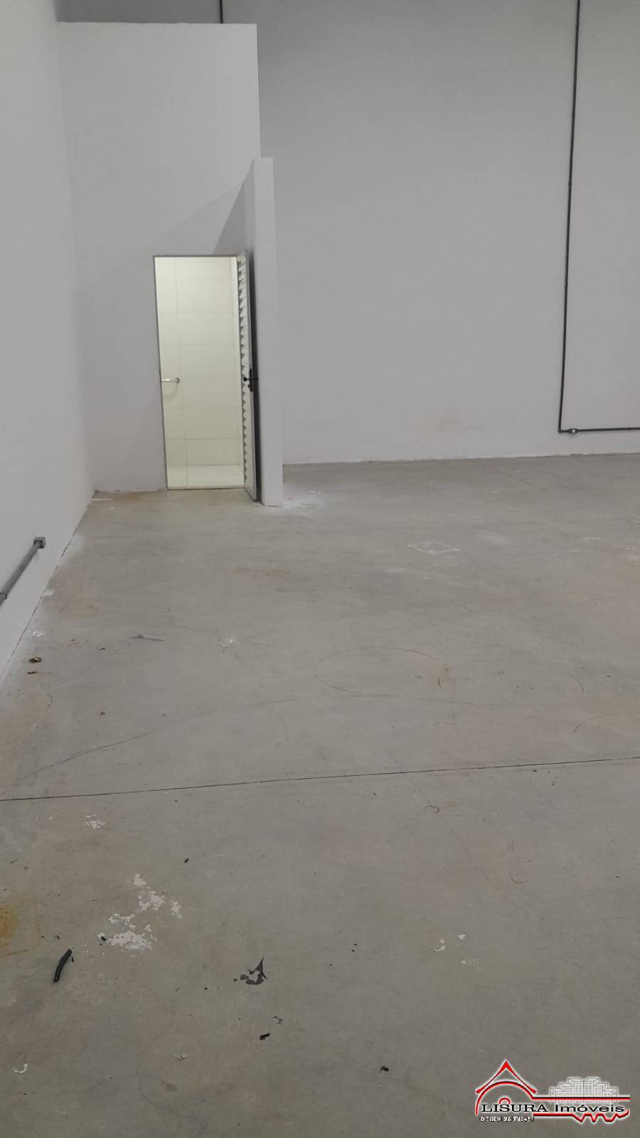 GALPÃO PARA LOCAÇÃO SANTO ANTONIO DA BOA VISTA JACAREI SP