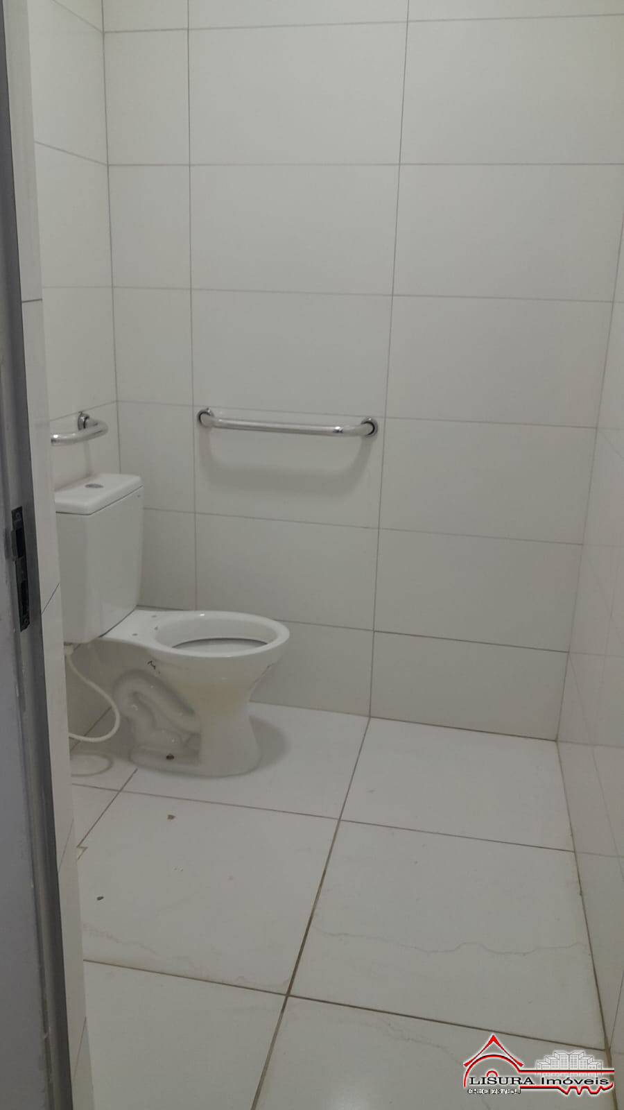 GALPÃO PARA LOCAÇÃO SANTO ANTONIO DA BOA VISTA JACAREI SP
