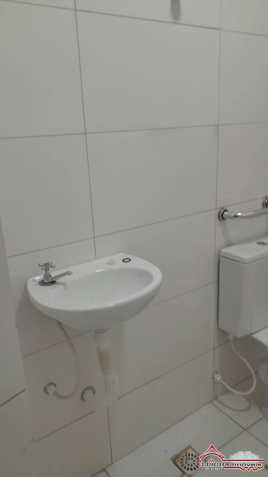 GALPÃO PARA LOCAÇÃO SANTO ANTONIO DA BOA VISTA JACAREI SP