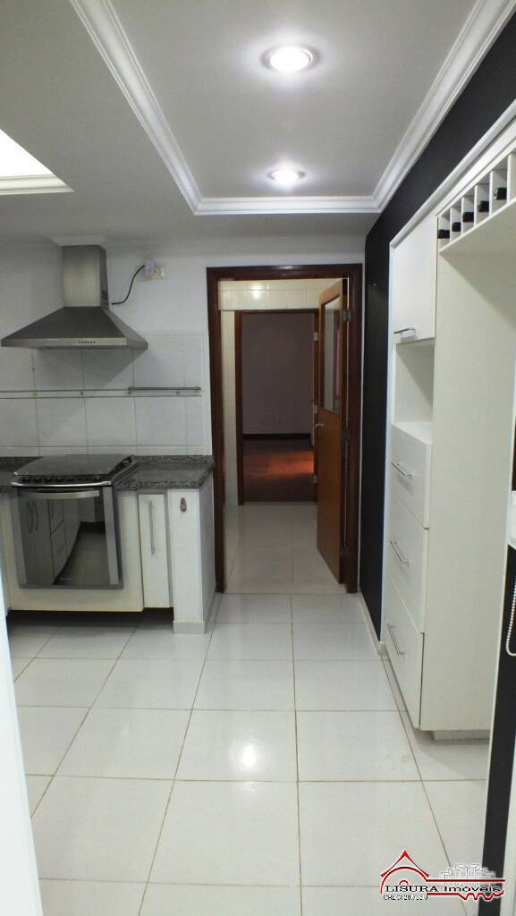 APARTAMENTO EDIFÍCIO MAJESTIC JACAREÍ SP venda estuda permuta