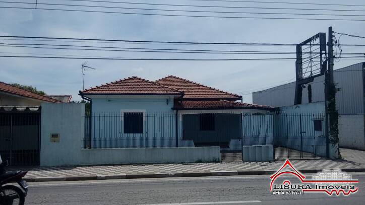 CASA RESIDENCIAL OU COMERCIAL NO BAIRRO SÃO JOÃO
