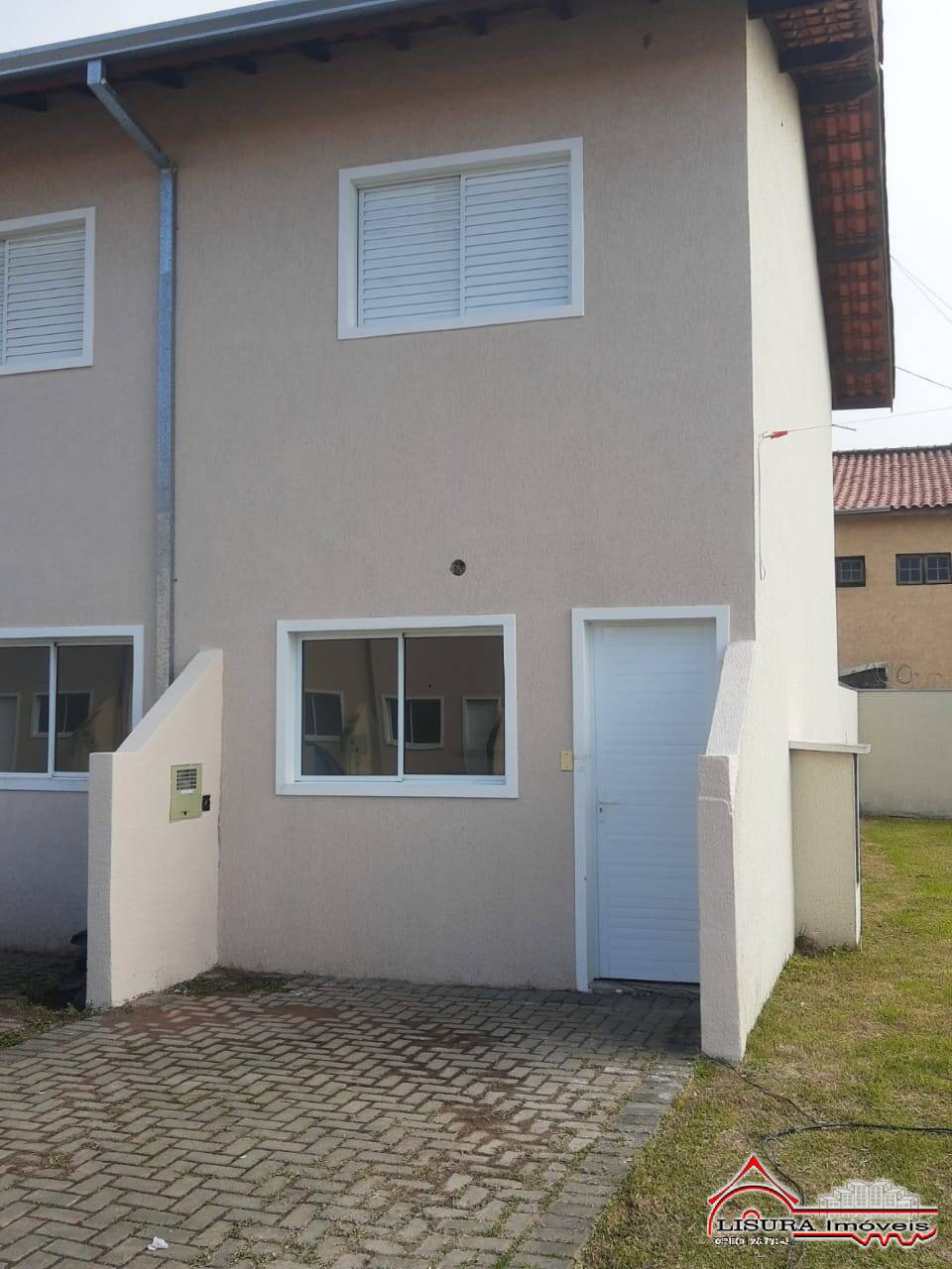 CASA EM CONDOMÍNIO NO JD JACINTO JACAREÍ SP PARA VENDA