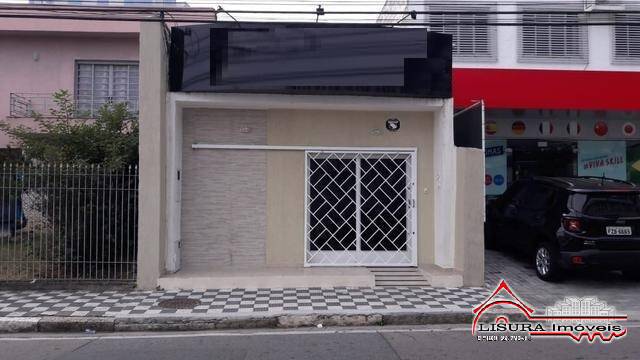 PONTO COMERCIAL COM 6 SALAS PARA ALUGAR NO CENTRO DE JACAREÍ