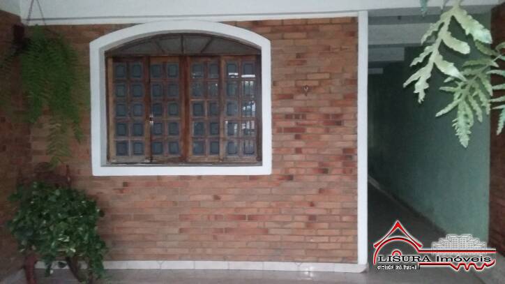 CASA NO PQ SANTO ANTONIO PARA VENDA JACAREÍ SP