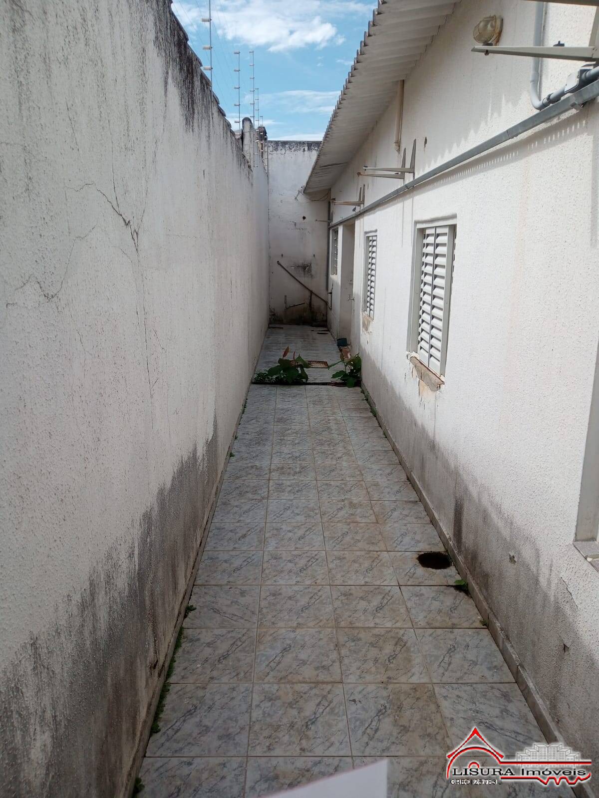 Casa para alugar com 3 quartos, 200m² - Foto 29