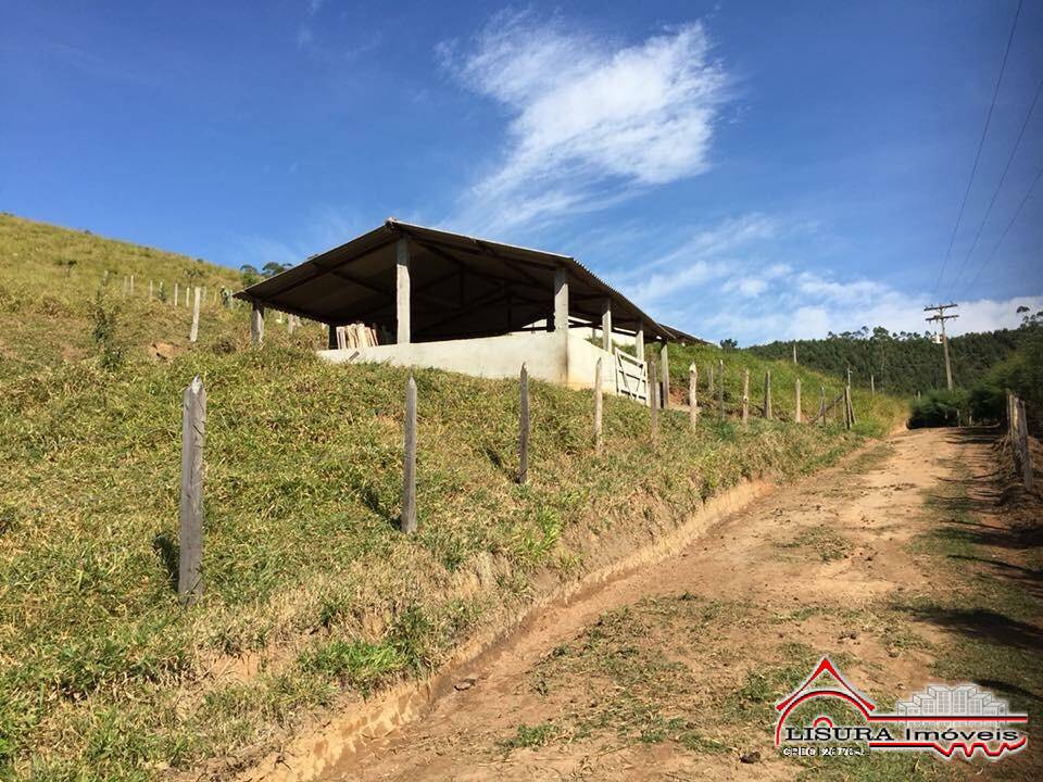 Sítio à venda com 4 quartos, 345m² - Foto 25