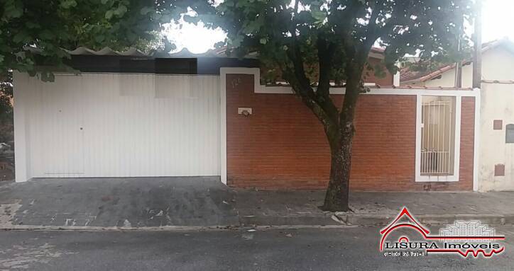 CASA CIDADE JARDIM JACAREÍ SP PARA VENDA COM EDICULA