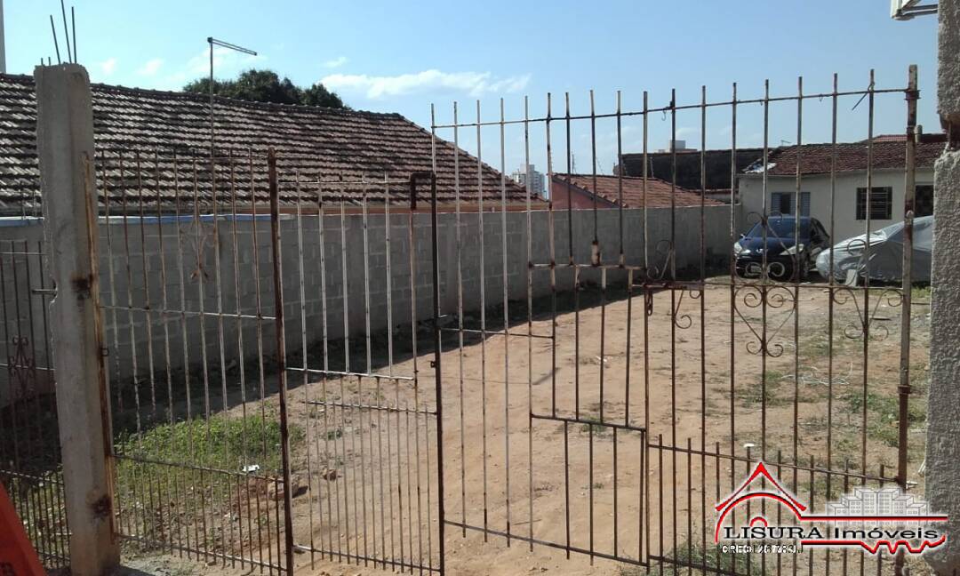 TERRENO NO CENTRO / JD BELA VISTA JACAREÍ SP