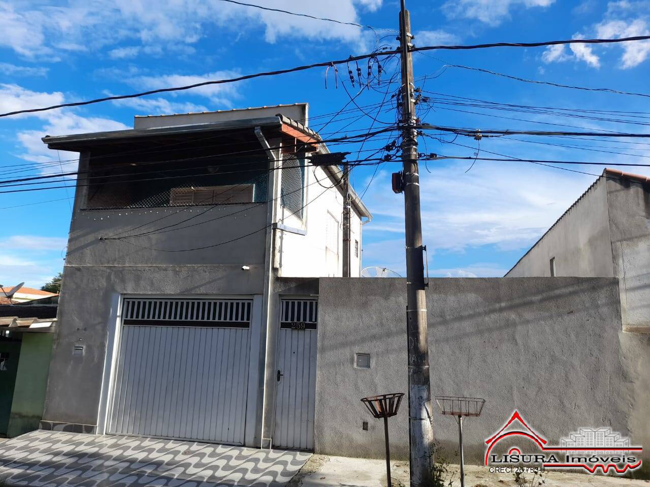 CASA NO NOVA JACAREÍ SP ESTUDA TROCA POR APARTAMENTO EM JACAREÍ SP