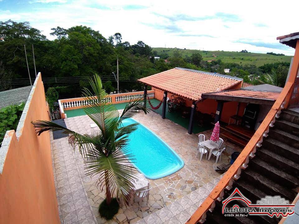 (VM) LINDA CASA NO JD COLONIA JACAREI SP ESTILO CHÁCARA