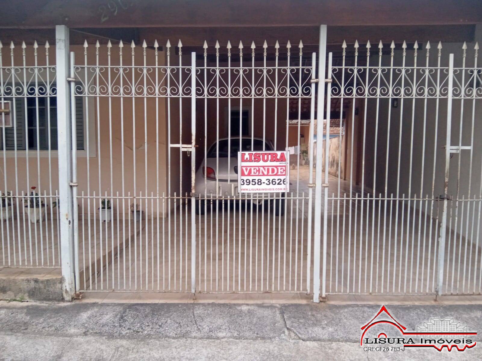 (TI) CASA NO JD BELA VISTA / CENTRO JACAREÍ SP