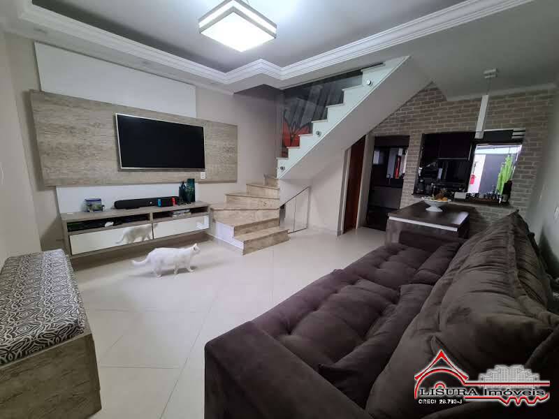 Casa de Condomínio à venda com 2 quartos, 158m² - Foto 1