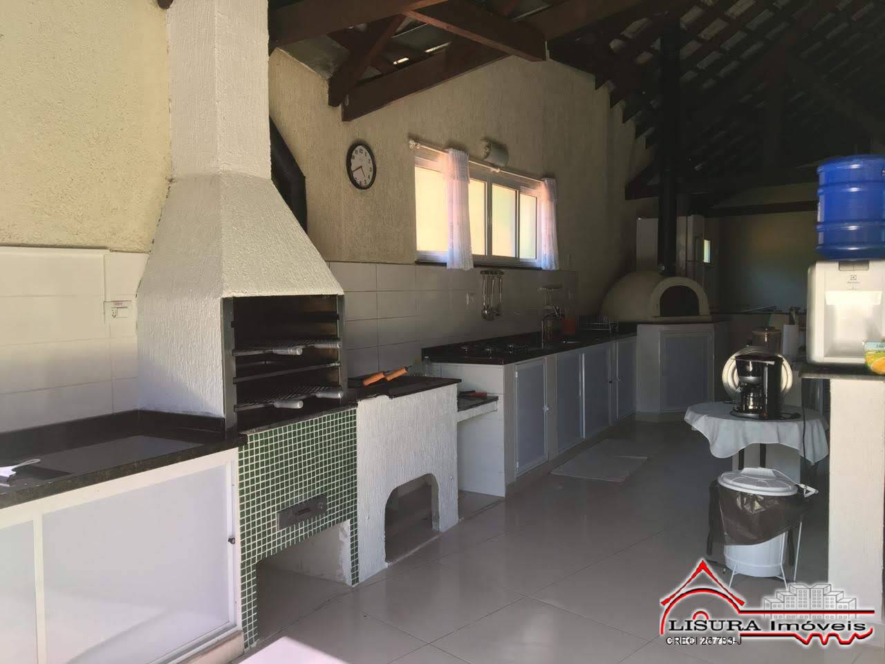 Chácara à venda com 3 quartos, 100m² - Foto 14