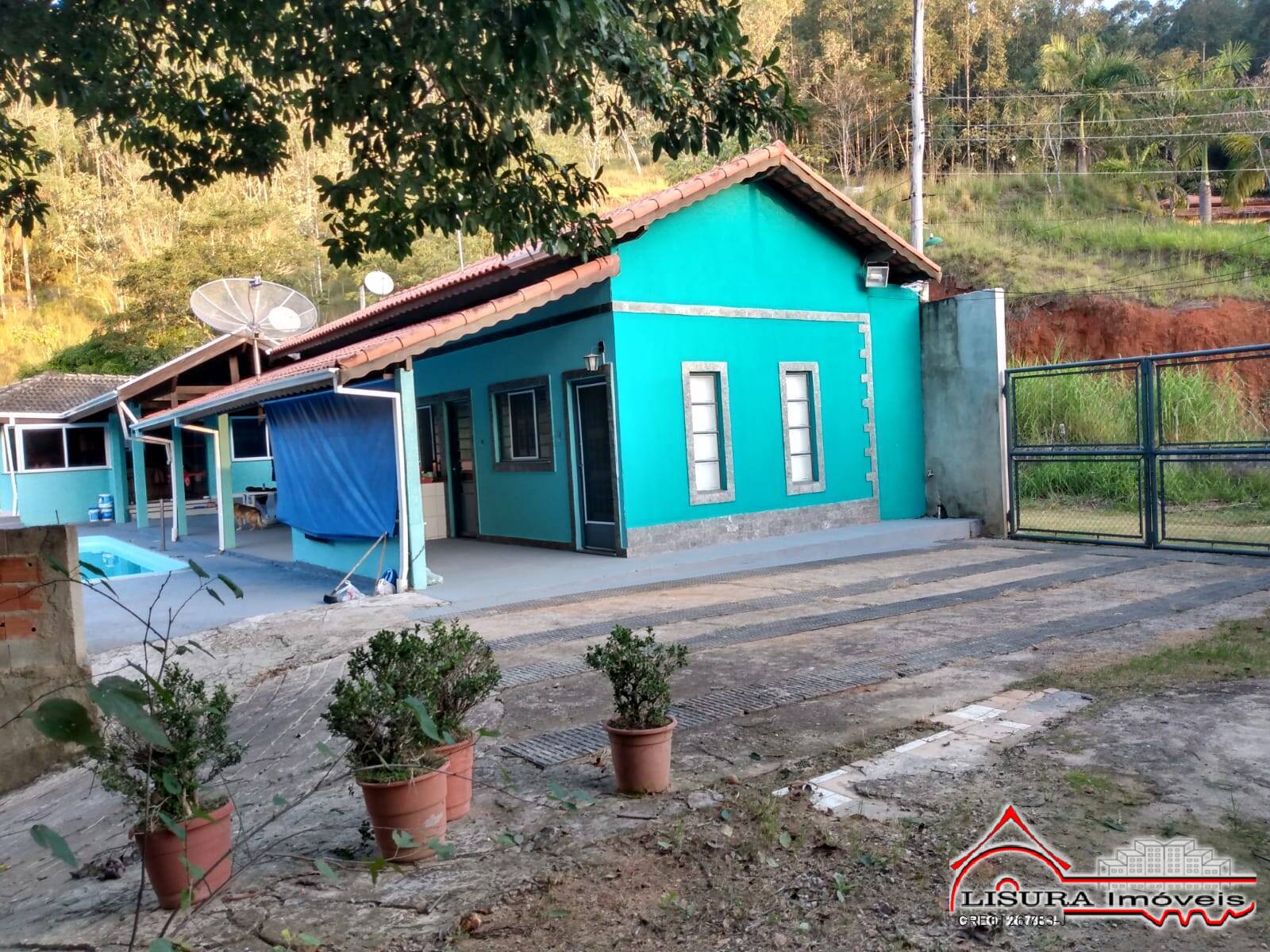Chácara à venda com 3 quartos, 100m² - Foto 4