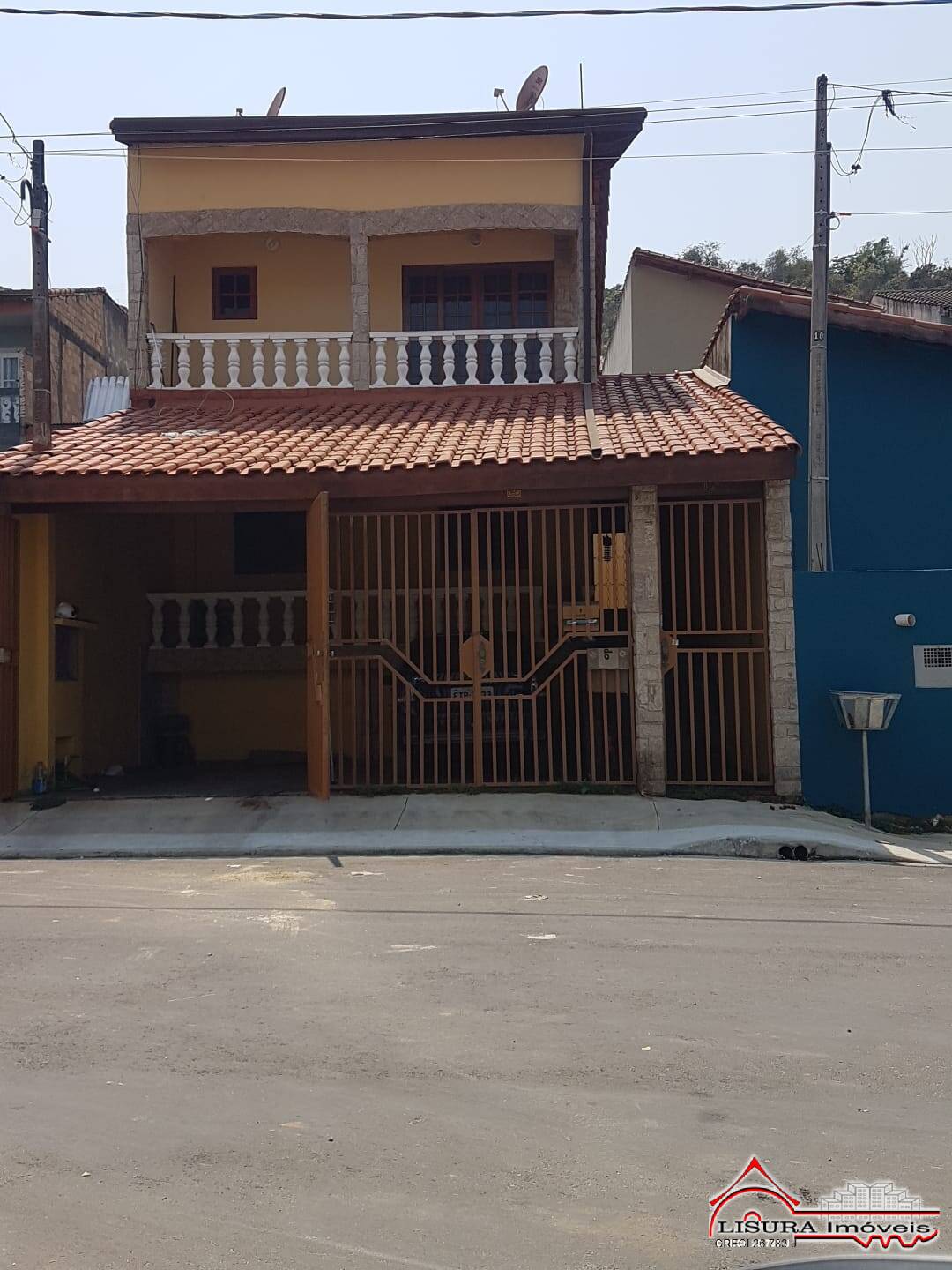 CASA NO PQ DOS PRINCIPES JACAREÍ SP